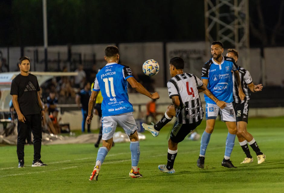 Patlayıcı Güç Futbol İçin Evde 12 Dakikalık Plyometrik Rutini